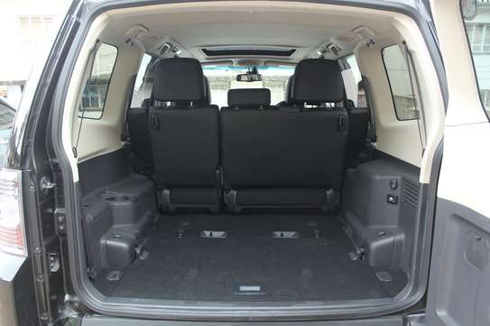Mitsubishi Pajero V98W Leather Sunroof 2019 79,000 Kms image 12