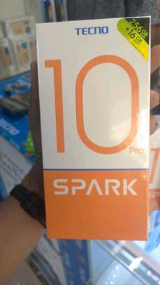 Tecno Spark 10 Pro 8/128 GB image 1