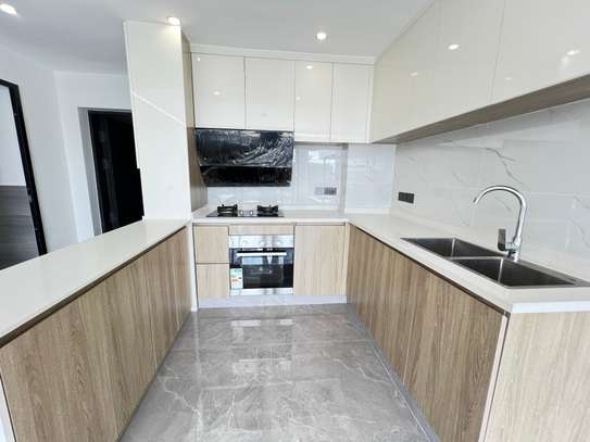 2 Bed Apartment with En Suite in Lavington image 6