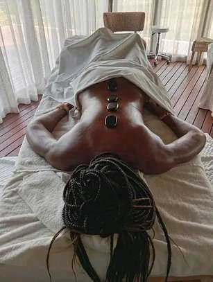 Ladies spa at Thika road by a male masseur image 1