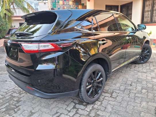 TOYOTA HARRIER PREMIUM PACKAGE 2019MODEL image 8