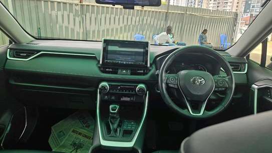 Toyota Rav4 image 4