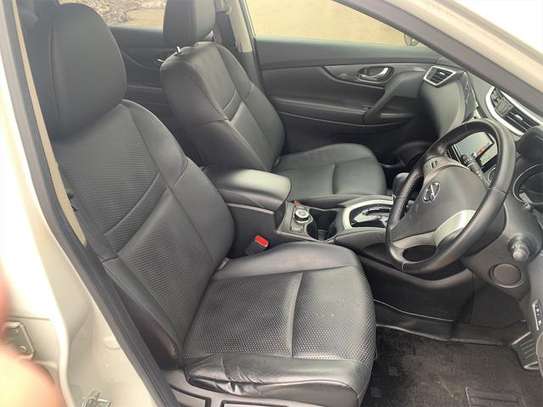 NISSAN XTRAIL 2016 7 SEATER USED ABROAD image 9