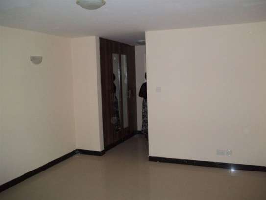 2 Bed Apartment  in Thika Road image 3
