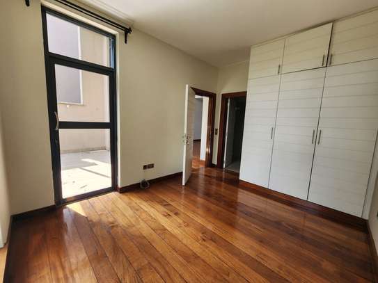 3 Bed Apartment with En Suite at Westlands image 6