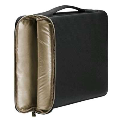HP Carry Sleeve Black/Gold 17.3″ image 2