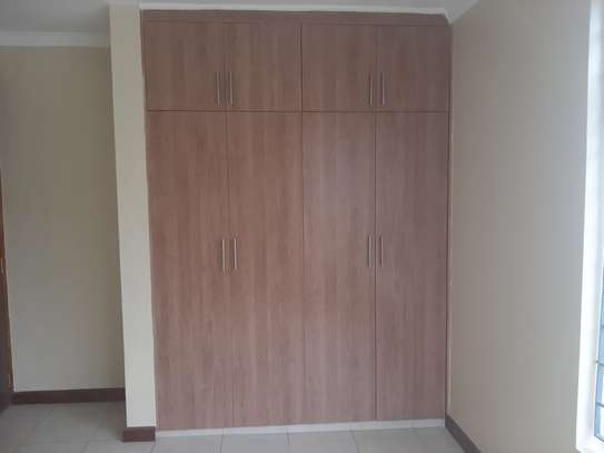 Serviced 2 Bed Apartment with Parking at Trans View Avenue image 9