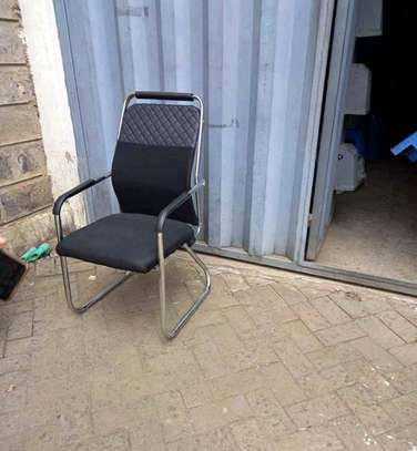 U Base metalic office chair image 1
