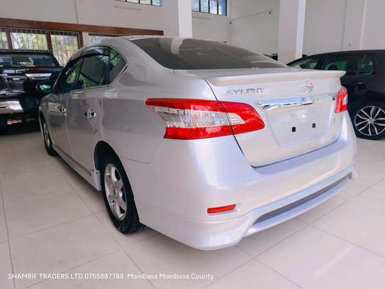 Nissan sylphy Silver 2018 S-Touring image 3