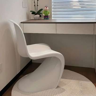 Dining Room: Verner Panton Chair image 4