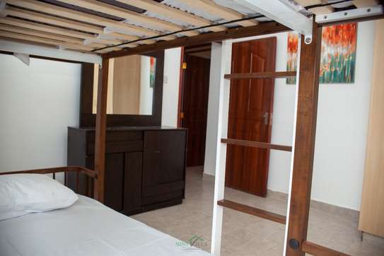 3 Bed House with En Suite in Malaa image 15