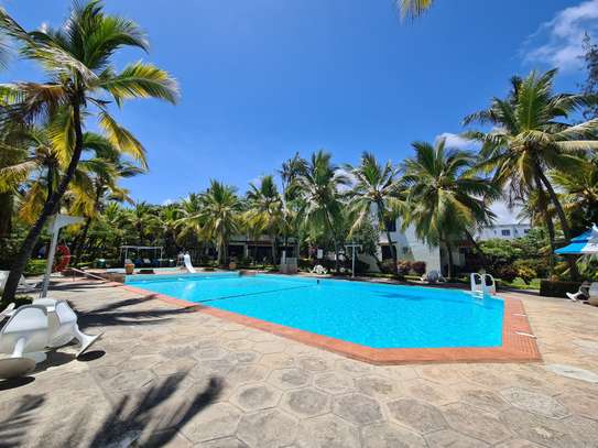 2 Bed Apartment with En Suite in Nyali Area image 23