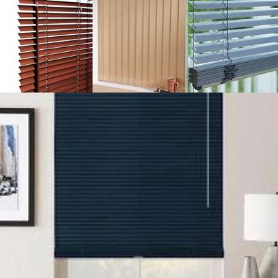 FITTED WINDOW BLINDS . image 2