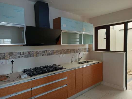 4 Bed Townhouse with En Suite at Langata image 13