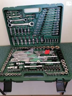 150PCS of car socket wrench combination auto repair tool set image 1