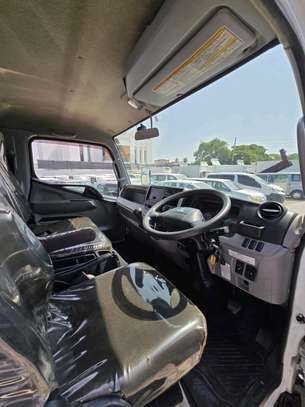 Mitsubishi Fuso Manual Diesel 2018 image 5
