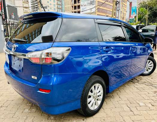 Toyota Wish Limited Edition  2014 December Model image 6