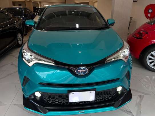 TOYOTA CHR image 2