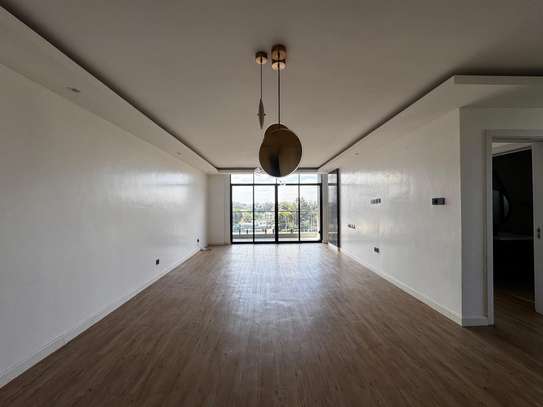 2 Bed Apartment with En Suite in Brookside image 11