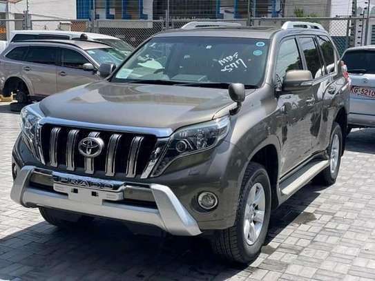 LAND CRUISER PRADO TX image 2