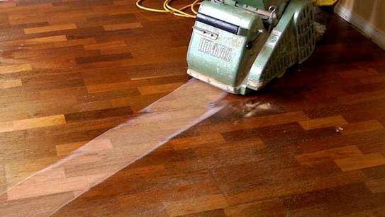 Wooden floor sanding and polishing image 4