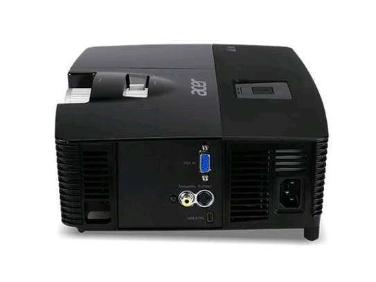 Acer X113PH Projector image 1