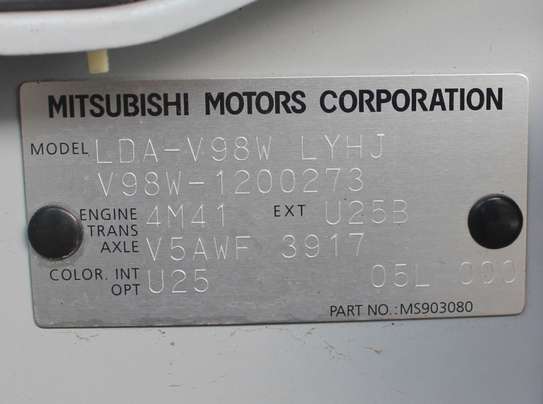 Mitsubishi Pajero DiD Exceed Rockford 2019 112,000 Kms image 9