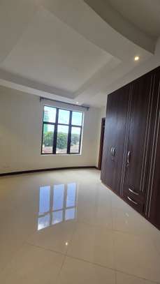 4 Bed Apartment with En Suite at General Mathenge image 9