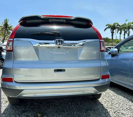 Honda CR-V image 11