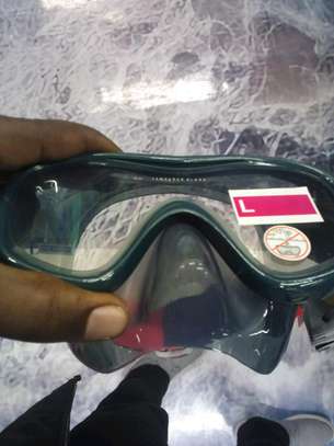 Tempered glass snorkelling mask only image 2