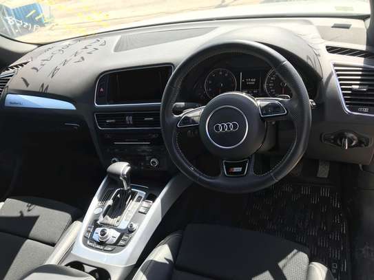 Audi Q5 image 9