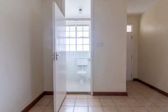 3 Bed Apartment with En Suite in Thika image 13