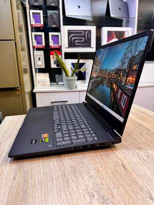 Hp Victus 16" Amd Ryzen 7 7000series image 2