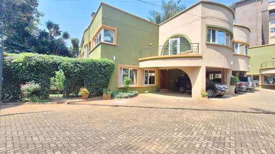 4 Bed Townhouse with En Suite at Riverside Drive image 1