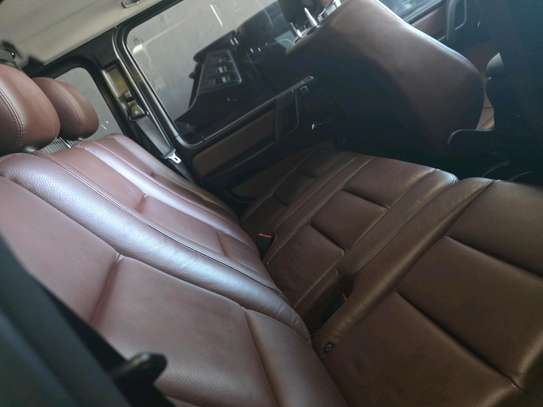 Mercedes Benz G350d image 4