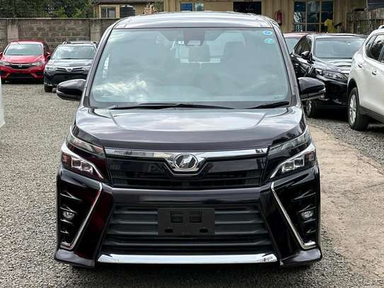 Toyota Noah 2017 model fully loaded black color image 4