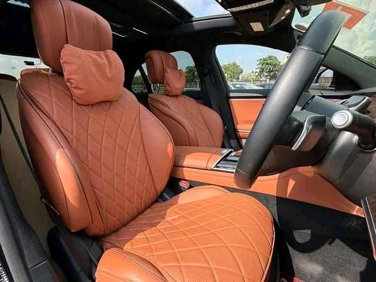 2021 Mercedes Benz S500 image 4