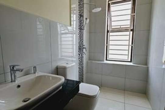 7 Bed House with En Suite at Runda image 7