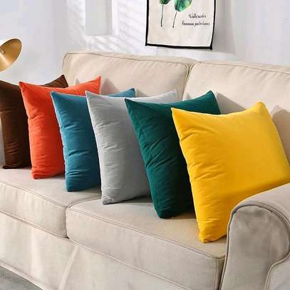 COLORFUL THROW PILLOWS image 4
