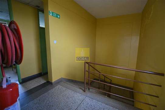 2,200 ft² Office with Backup Generator in Westlands Area image 6