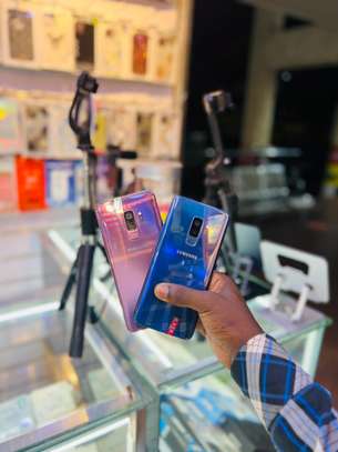 Samsung Galaxy S9 plus 128GB image 3