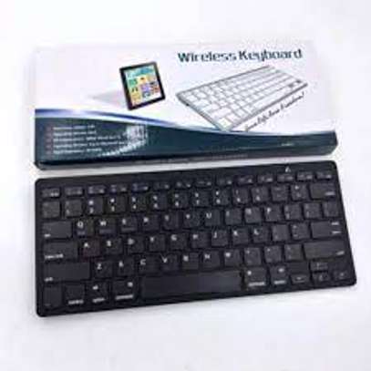 wireless bluetooth keyboard image 3