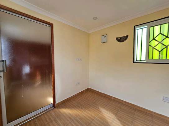 20ft 1bedroom accommodation image 14
