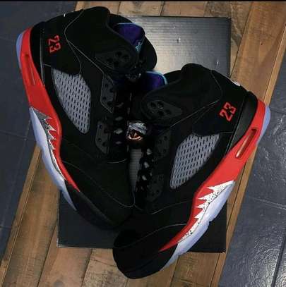 Jordan 5 Sneakers
Size - 39-44 image 1
