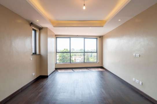 4 Bed Apartment with En Suite in Lavington image 6