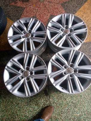 Rims 17 for toyota crown image 1
