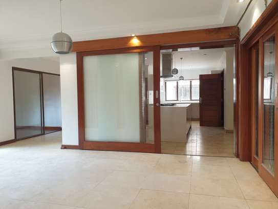 4 bedroom townhouse for rent in Lavington image 8