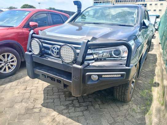 Toyota Hilux double 4*4 image 8