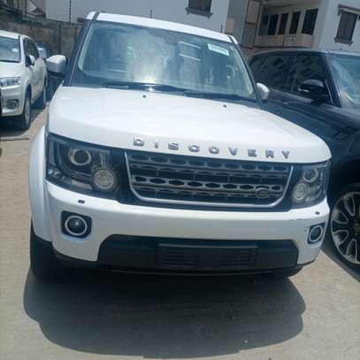 Land Rover Discovery 2015 white image 10