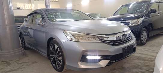 Honda Accord hybrid Silver hybrid 2018 image 1
